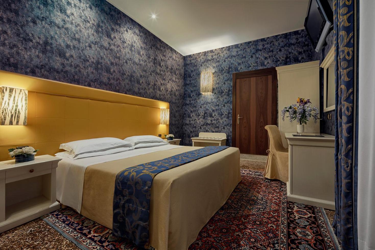 Classic Double Room