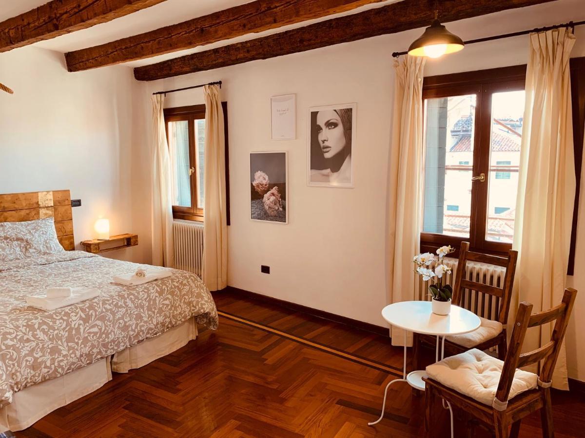 Quarto Duplo Deluxe