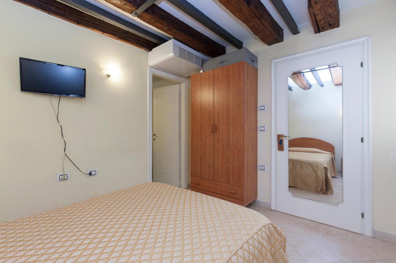Quarto Individual