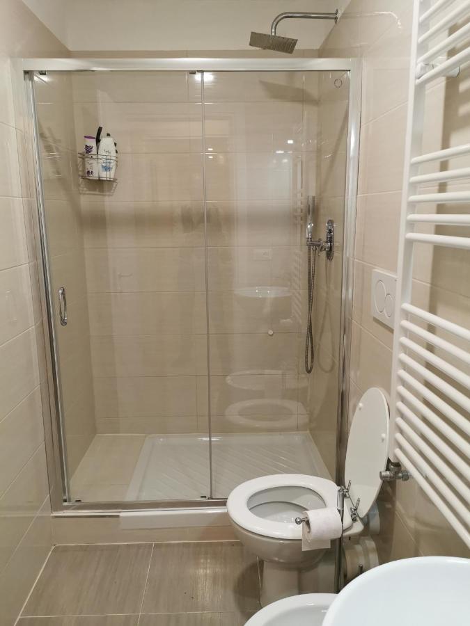 Deluxe Family Room,1094522874:JPEG