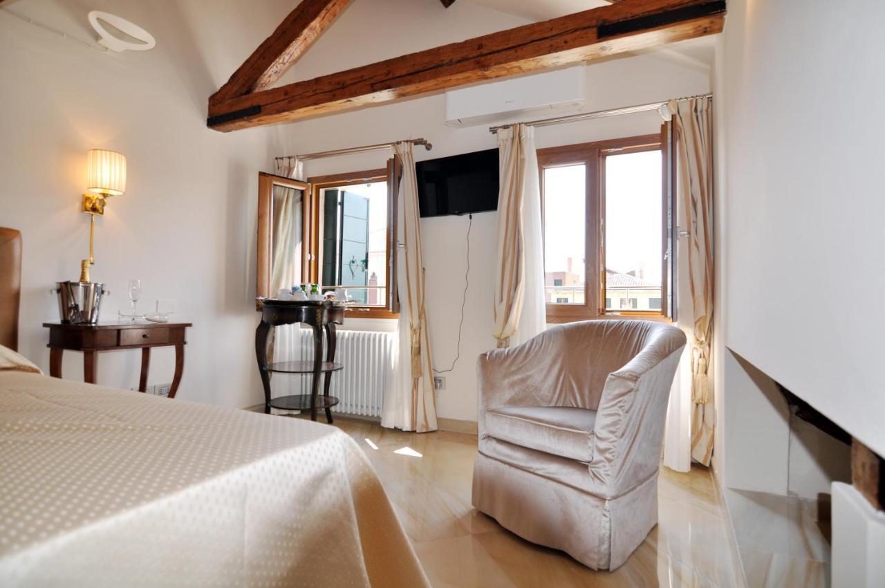 Suite Canal View