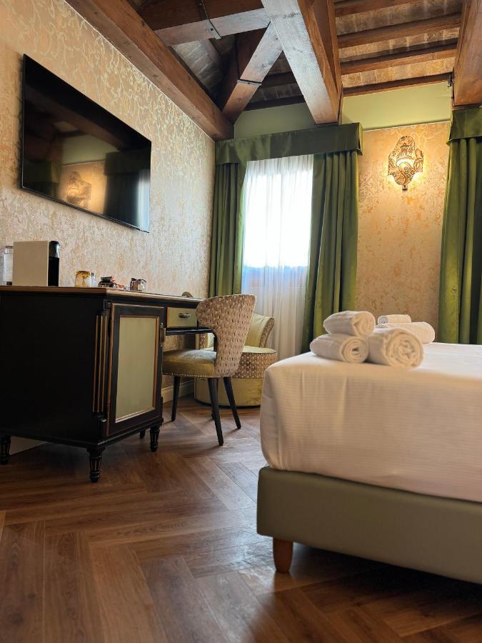 King Suite,1498803886:JPEG
