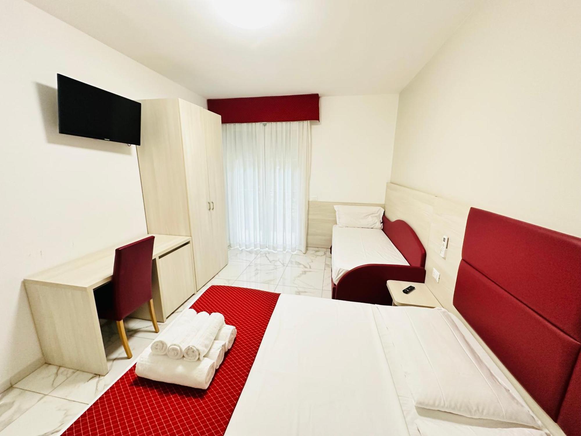Double Room Private Bathroom