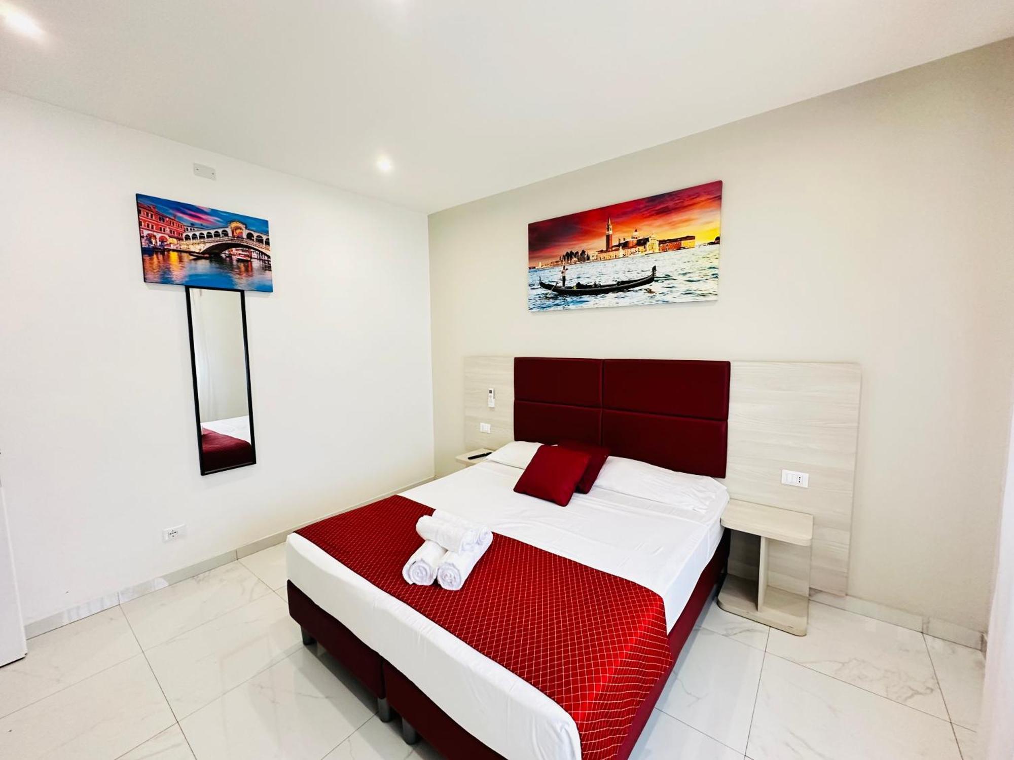 Double Room Private Bathroom