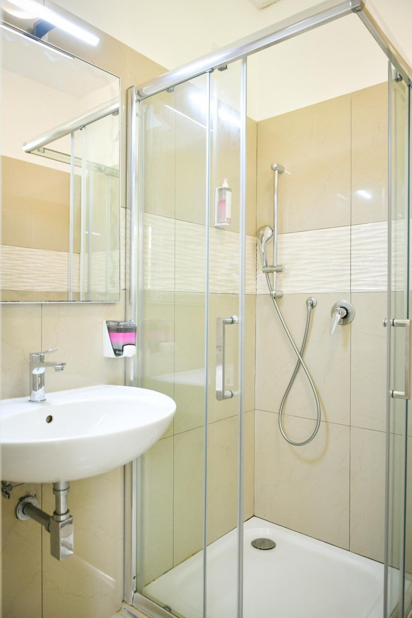 Economy Single Room