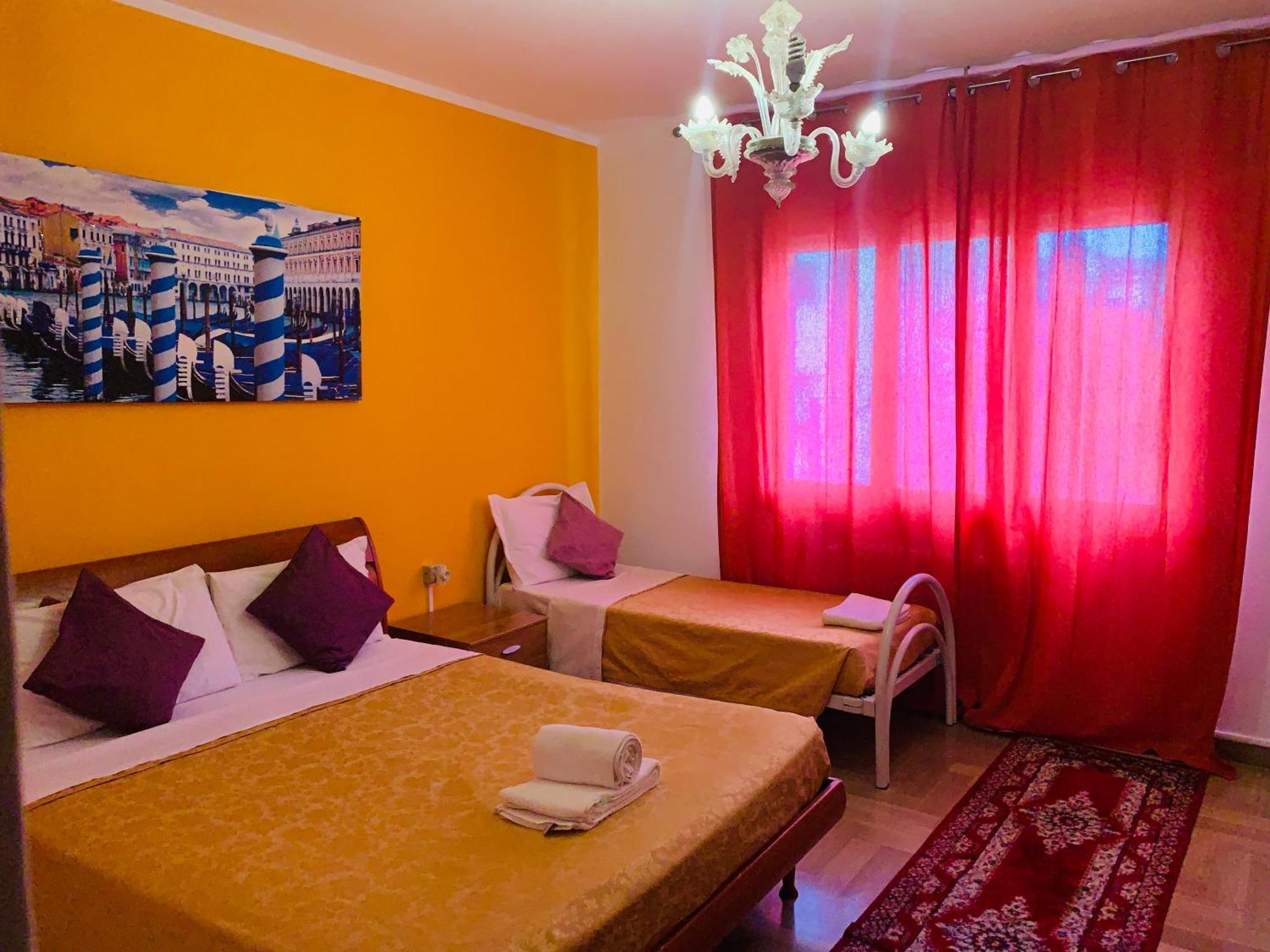 Quarto Triplo com Vista Cidade