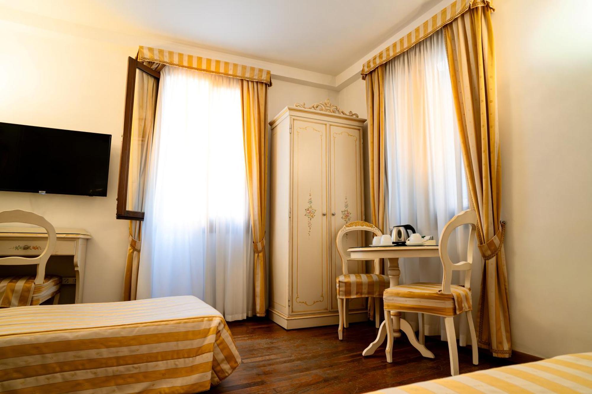 Superior Double or Twin Room City View