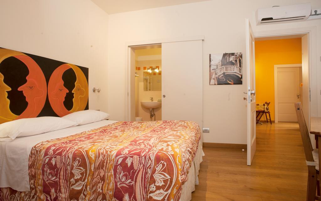 Double Room Private Bathroom