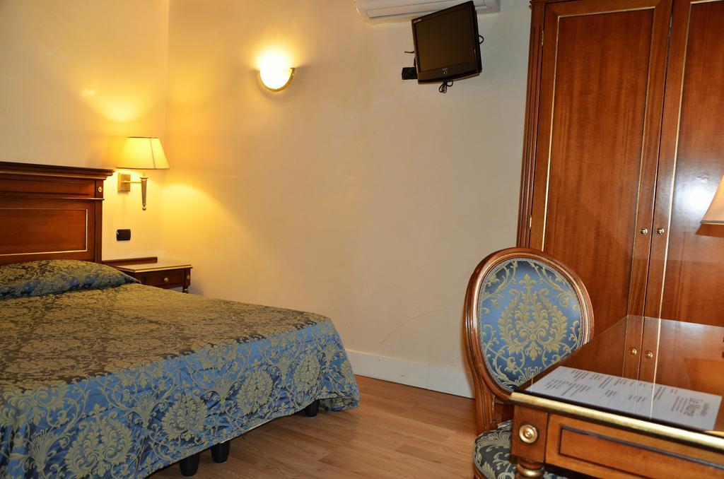 Quarto Duplo Pequeno