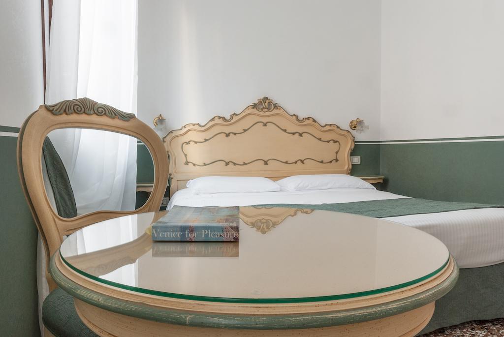 Quarto Duplo ou Twin com Vista Canal