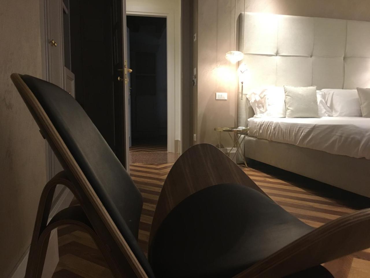 King Room Garden View