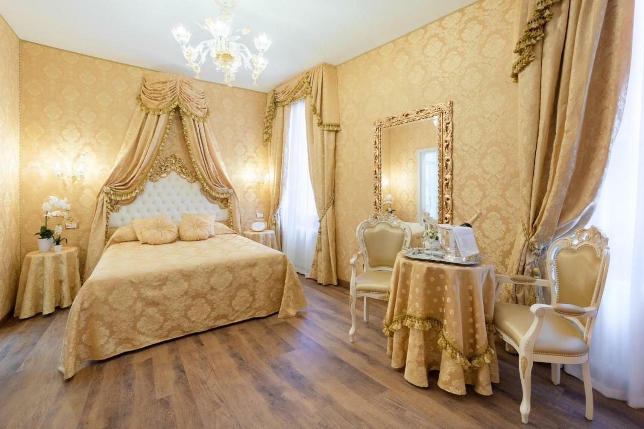 Habitación Doble Deluxe con vistas al canal