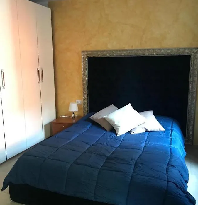 Blu Suite-1