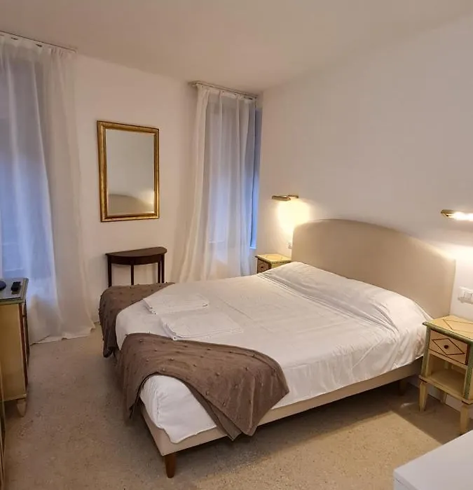 San Marco Luxury Rooms-1