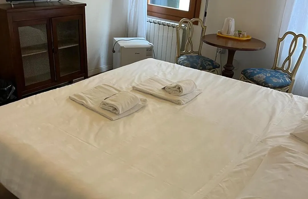 San Marco Romantic Rooms-1