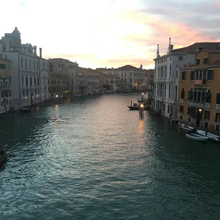 B&B Santo Stefano - Venezia-3