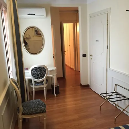 Venice Resorts Guesthouse Vicino Piazzale Roma E Stazione-2