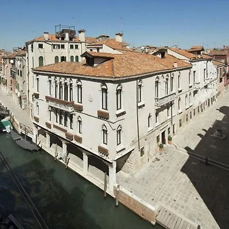 Residenza Venezia | Una Esperienze-3