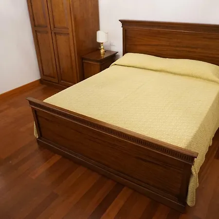 B&B Nina-2